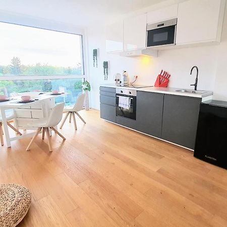 Rooftop Terrace, Free Garage Parking And Pool! Wina Bagian luar foto