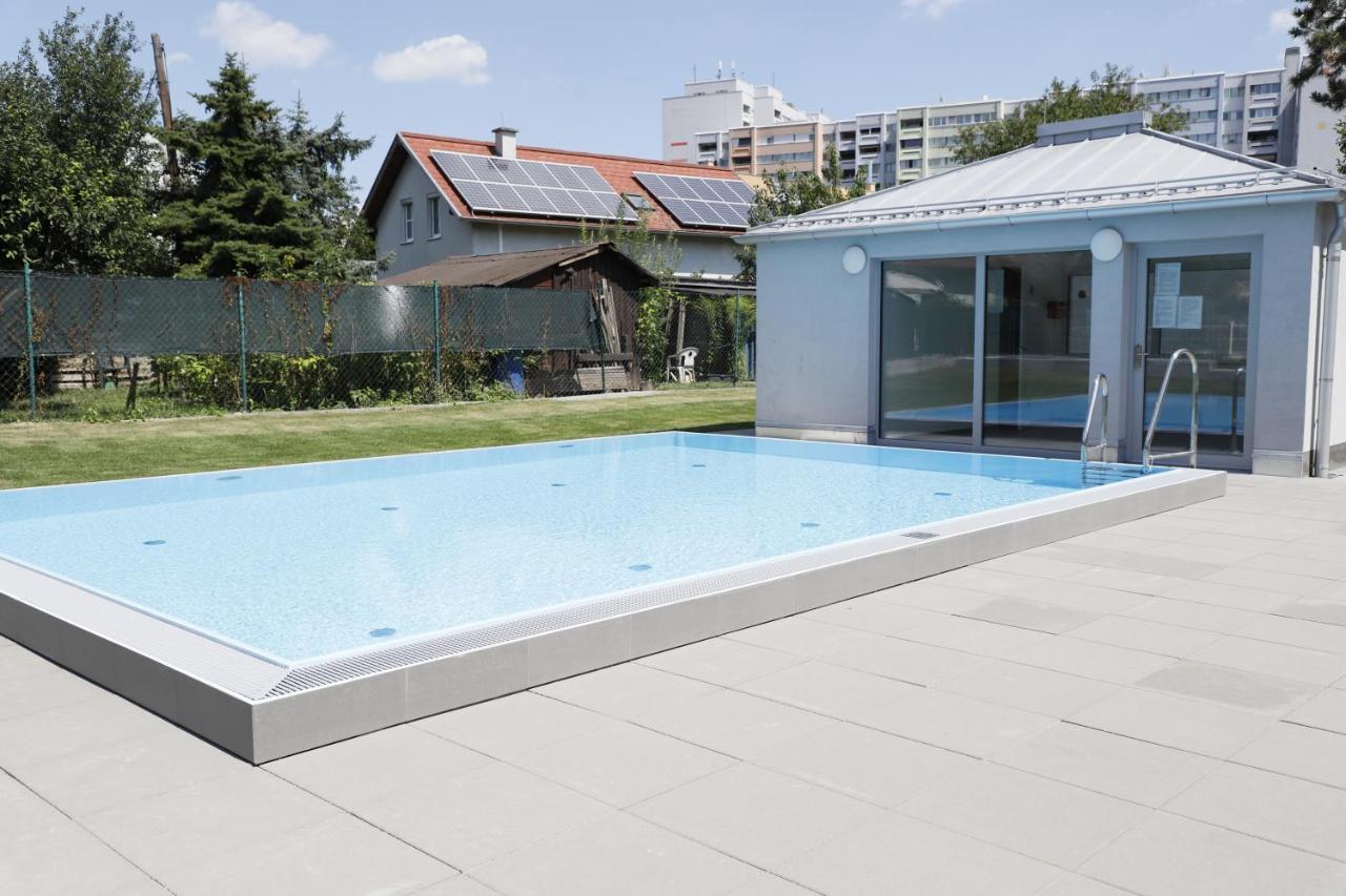 Rooftop Terrace, Free Garage Parking And Pool! Wina Bagian luar foto