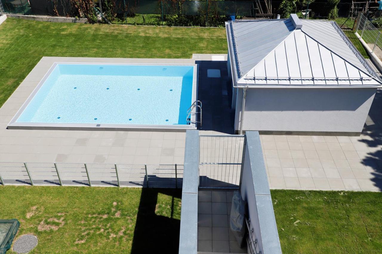 Rooftop Terrace, Free Garage Parking And Pool! Wina Bagian luar foto